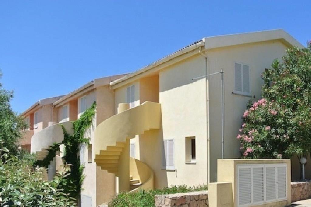 Villa Il Geranio Badesi Exterior foto